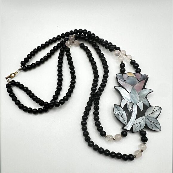 Vintage Signed Lee Sands Mother of Pearl Inlay, Rose Quartz, Lucite necklace! - Picture 6 of 15